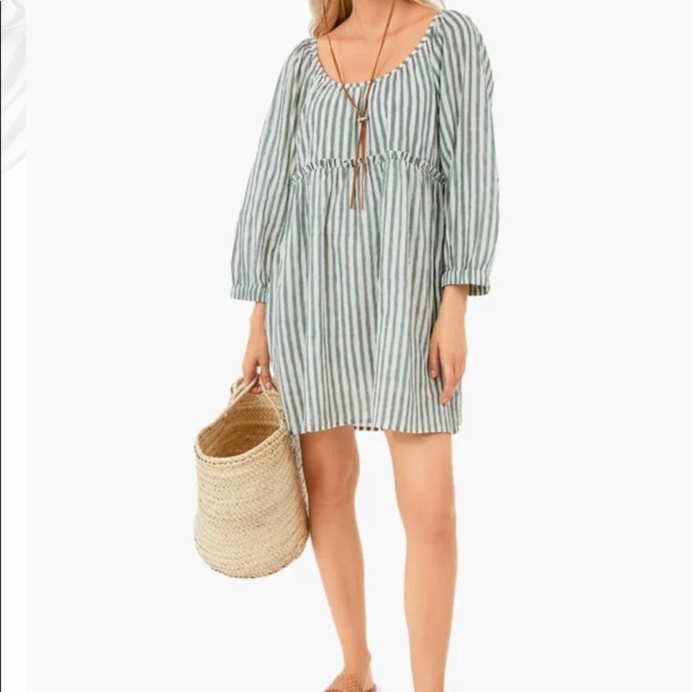 Moss Stripe Jasmine Dress
INDIA COLLECTION BY EMERSON FRY